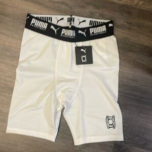 Puma hoops team short base layer, size small